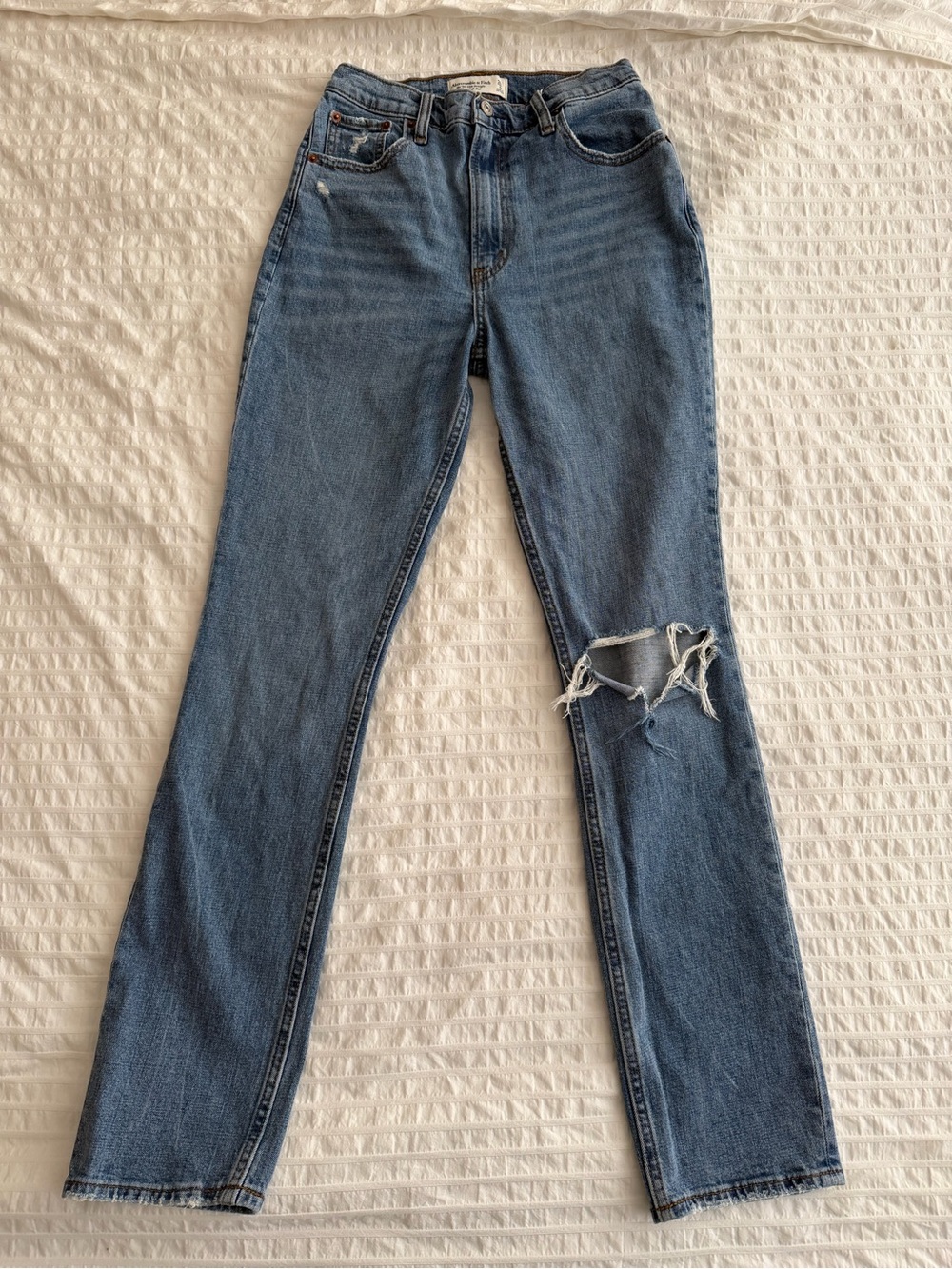 Abercrombie & Fitch 90s Slim Straight Ultra High Rise Jeans Size 2